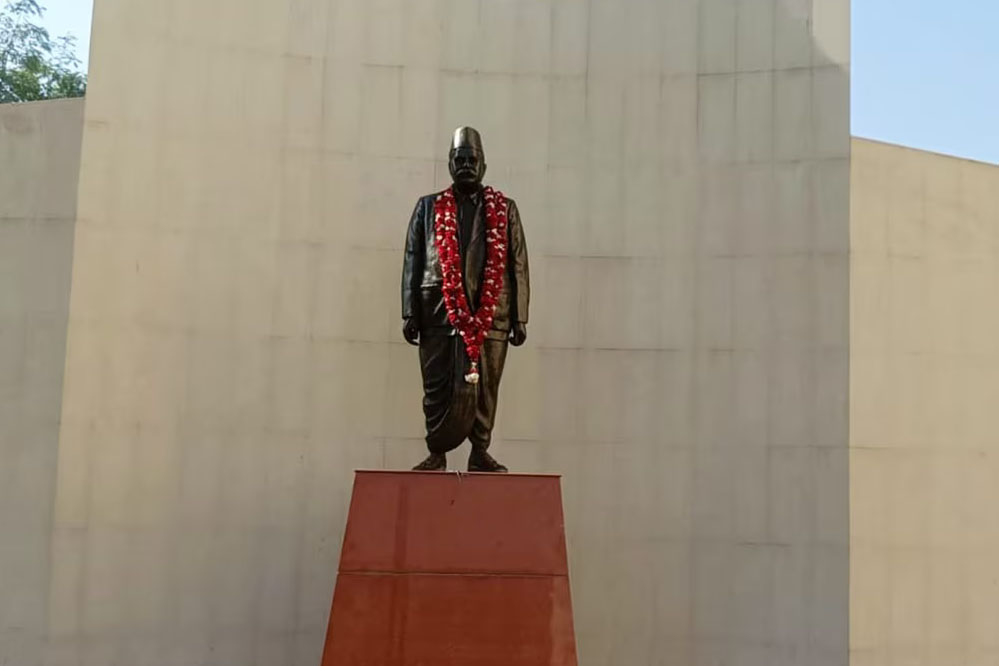 RSS का नया हेडक्वार्टर 150 करोड़ में बनकर तैयार हुआ, BJP दफ्तर से भी भव्य, पांच बेड का अस्पताल, हनुमान मंदिर… 6 RSS का नया हेडक्वार्टर 150 करोड़ में बनकर तैयार हुआ