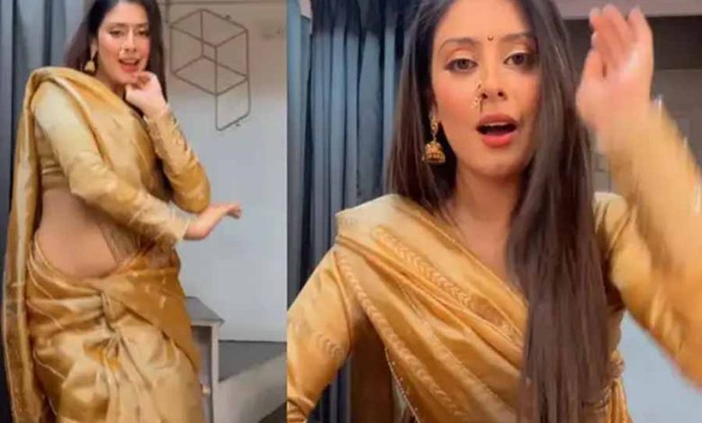ईशा मालवीय ने साड़ी पहनकर इंस्टाग्राम पर शेयर वीडियो 1 ईशा मालवीय ने साड़ी पहनकर इंस्टाग्राम पर शेयर वीडियो