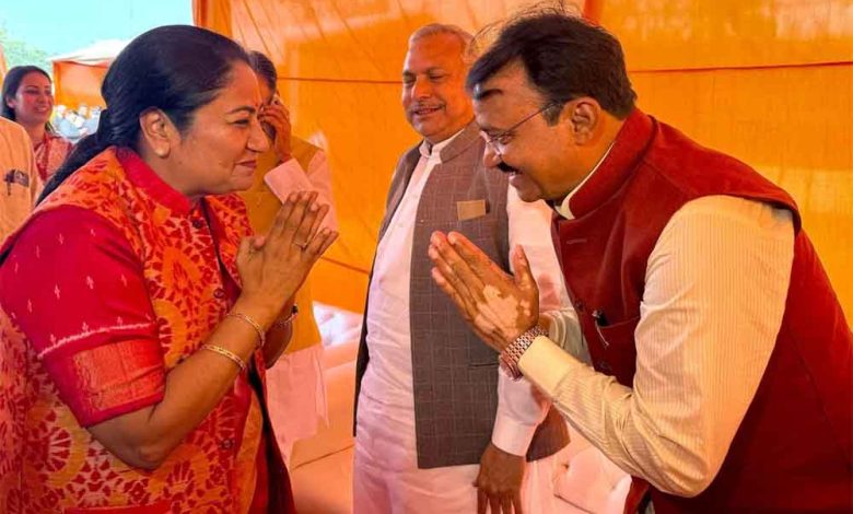 उपमुख्यमंत्री डॉ बैरवा ने नई दिल्ली की नवनियुक्त मुख्यमंत्री को