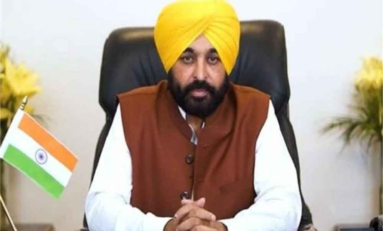 दिल्ली के नतीजों के बाद अब पंजाब सरकार महिलाओं को