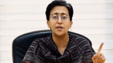 दिल्ली नगर निगम के 12 हजार कच्चे कर्मचारियों को पक्का