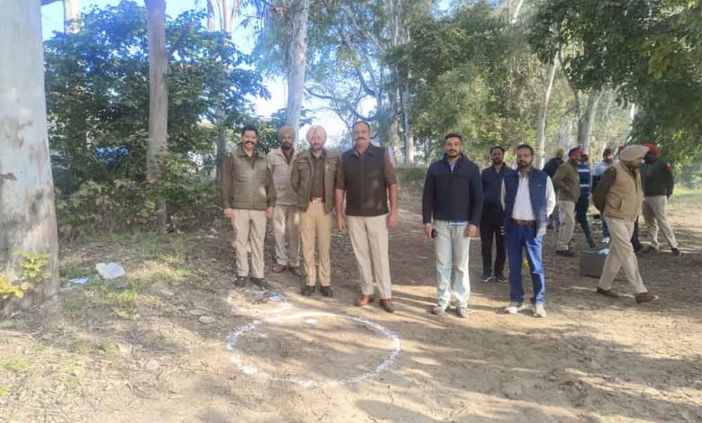 पंजाब में फिर एनकाउंटर पुलिस द्वारा हथियारों की बरामदगी के