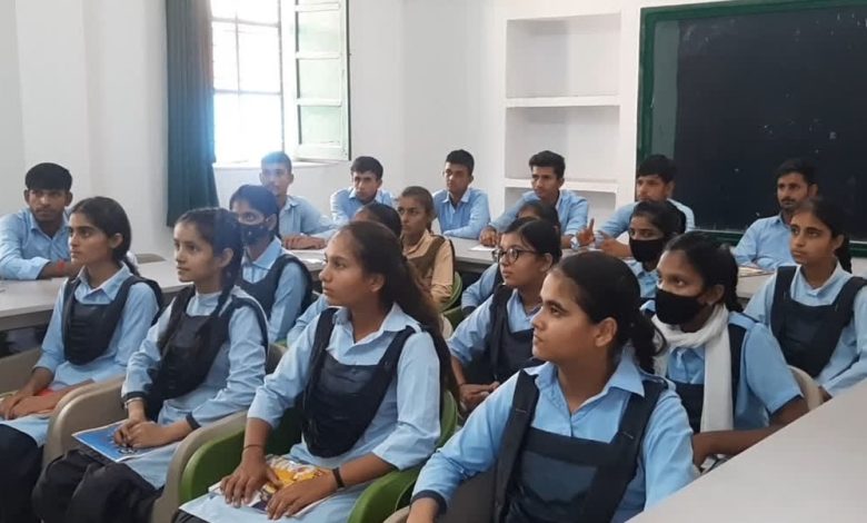 प्रदेश के 6 हजार से अधिक स्कूलों ने मान्यता के