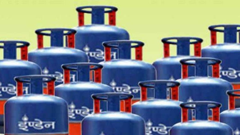 बजट से पहले एलपीजी कमर्शियल सिलेंडर सस्ता हुआ व्यापारियों को