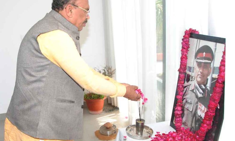 भारत माता की सेवा में समर्पित रहा स्x200dव राठौड का