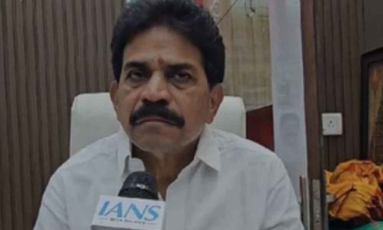 मतदान संपन्x200dन होने के बाद आर तमिल सेल्वन ने कहा