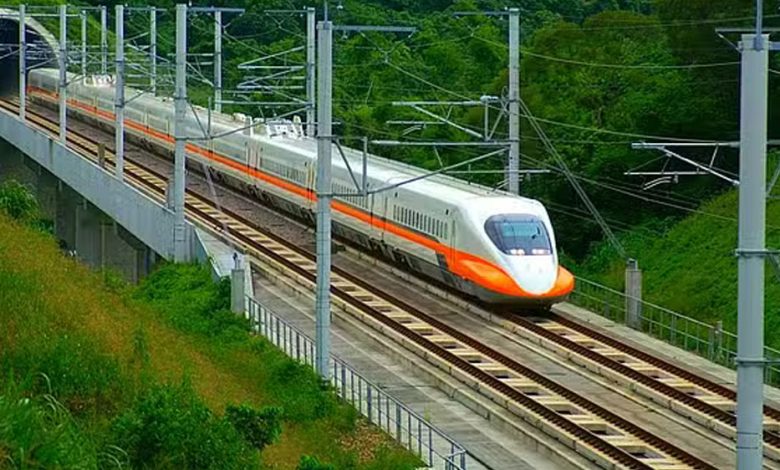 मध्यप्रदेश में जापान की मदद से बनेगा हाईस्पीड रेल कॉरिडोर, मोहन कैबिनेट का बड़ा फैसला 1 मध्यप्रदेश में जापान की मदद से बनेगा हाईस्पीड रेल कॉरिडोर