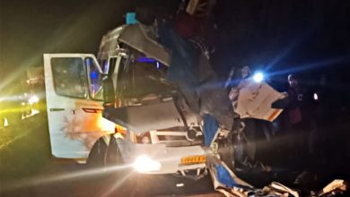 महू के पास ट्रैवलर और टैंकर की टक्कर में 6