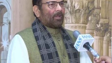 मुख्तार अब्बास नकवी ने कहा महाकुंभ जैसे धार्मिक आयोजन में