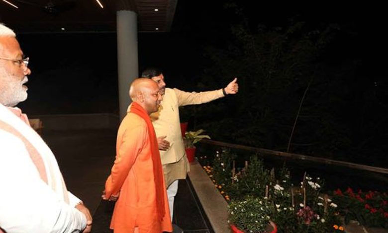 मुख्यमंत्री डॉ यादव से उत्तर प्रदेश के मुख्यमंत्री योगी ने