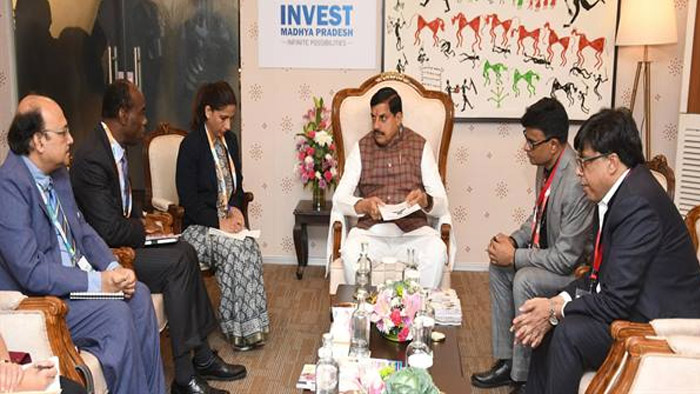 मुख्यमंत्री डॉ यादव से वर्ल्ड बैंक रशिया के प्रतिनिधि मंडल