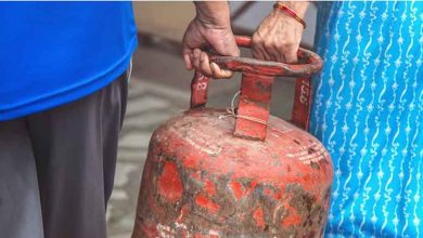 रेखा गुप्ता सरकार होली दिवाली पर मुफ्त बाकी 10 सिलेंडर 500