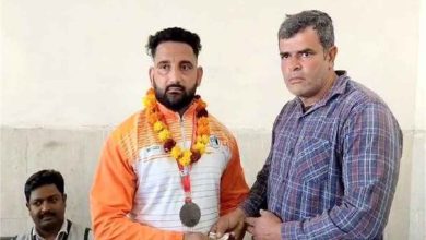 शहर के खिलाड़ी तरुण कुमार ने नॉर्थ इंडिया पावरलिफ्टिंग गेम्स