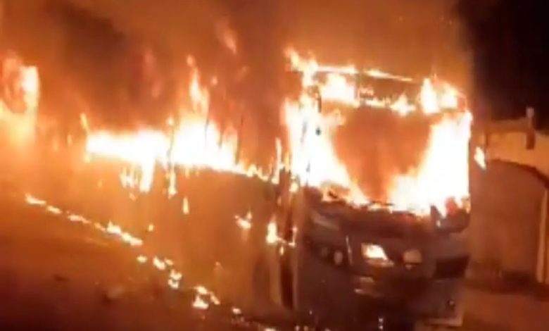 सिंगरौली में सड़क दुर्घटना के बाद बवाल गुस्साई भीड़ ने