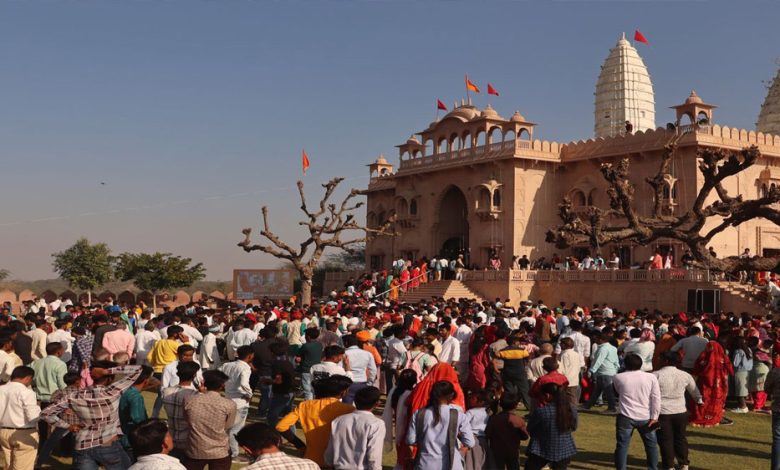 सीकर में खाटूश्याम के लक्खी मेले में पुलिस ने 5