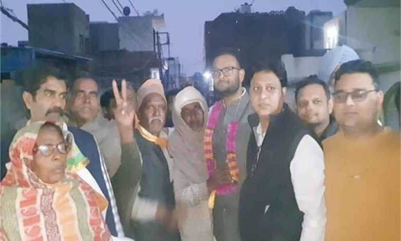 सीवन नगरपालिका चेयरपर्सन पद के लिए संयम गुप्ता को जनता