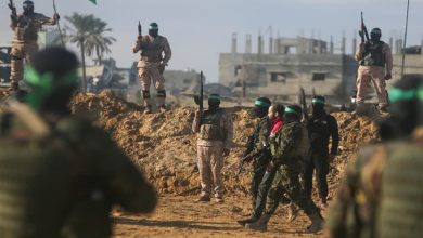 हमास 183 फिलिस्तीनी कैदियों के बदले तीन इजरायली बंधकों को