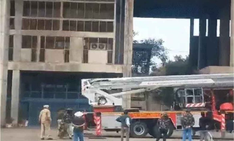 हरियाणा का सिविल सचिवालय कैंपस और बिल्डिंग अब मधुमक्खी फ्री