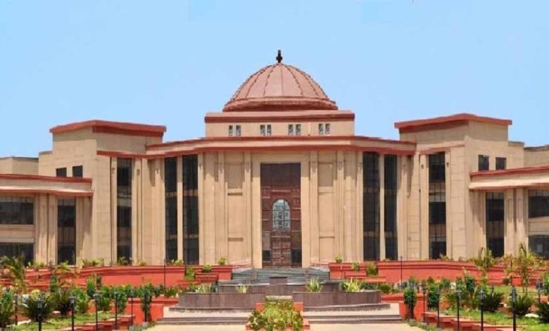 हाईकोर्ट ने सारंगढ़ उपजेल में कैदी से पिटाई और अवैध