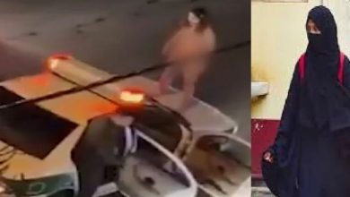 हिजाब बैन के विरोध में महिला ने उतार दिए कपड़े