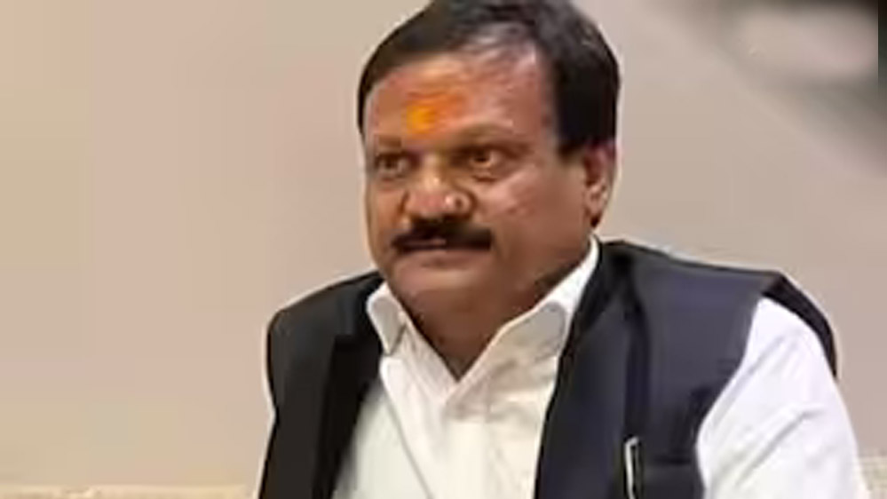 अब सज्जन वर्मा बोले- ‘Congress के कई नेता BJP से मिले हुए हैं, कार्रवाई होना चाहिए’ 6 अब सज्जन वर्मा बोले ‘Congress के कई नेता BJP से