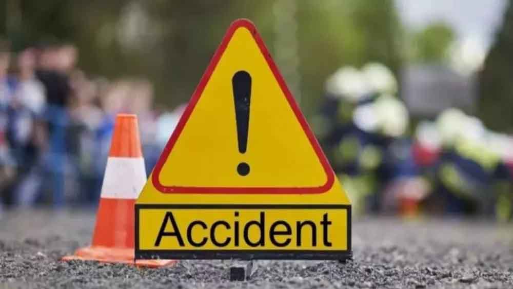 एमपी में बीते डेढ़ माह में सड़क हादसों में 1656 लोगों ने जान गावई, 1,026 की मौत ओवरस्पीडिंग के कारण 6 एमपी में बीते डेढ़ माह में सड़क हादसों में 1656