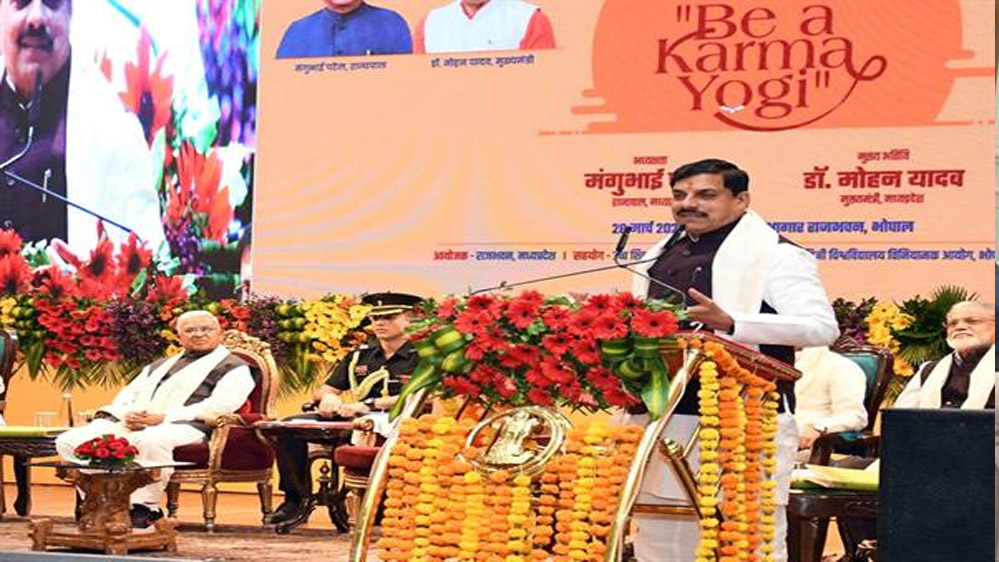 कर्मयोगी भाव, भावनाओं के साथ प्रतिबद्ध प्रयास समय की जरूरत : राज्यपाल पटेल 6 कर्मयोगी भाव भावनाओं के साथ प्रतिबद्ध प्रयास समय की जरूरत