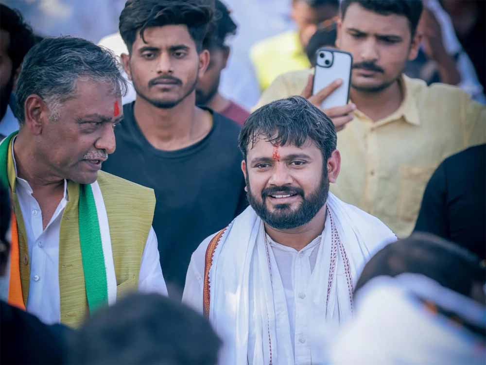 कांग्रेस की पलायन रोको नौकरी दो पदयात्रा शुरू 6 कांग्रेस की पलायन रोको नौकरी दो पदयात्रा शुरू
