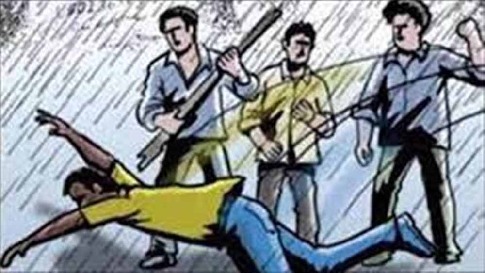 किन्नरों की गुंडागर्दी को उजागर ढाबा संचालक पर किया हमला 6 किन्नरों की गुंडागर्दी को उजागर ढाबा संचालक पर किया हमला