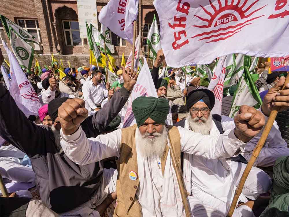 किसानों की पंजाब सरकार को चेतावनी- CM भगवंत मान के यहां देंगे धरना, AAP के हर विधायक का घर घेरेंगे 6 किसानों की पंजाब सरकार को चेतावनी CM भगवंत मान के