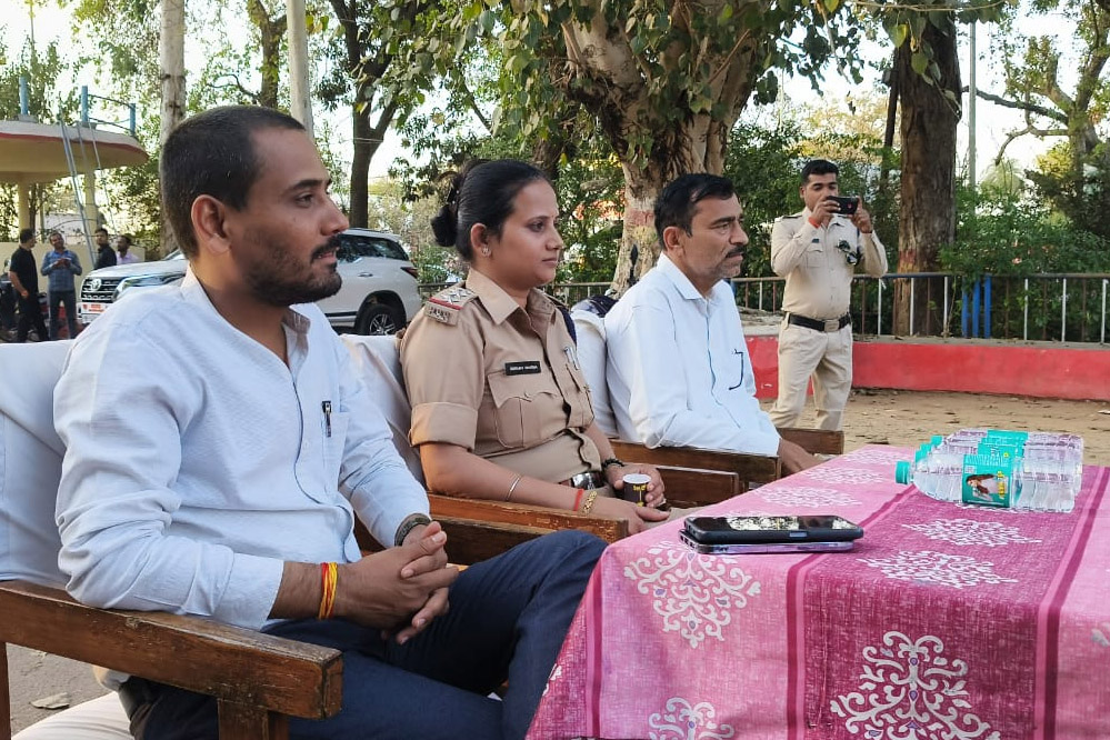 खजुराहो थाना में आज आयोजित हुई शांति समिति की बैठक