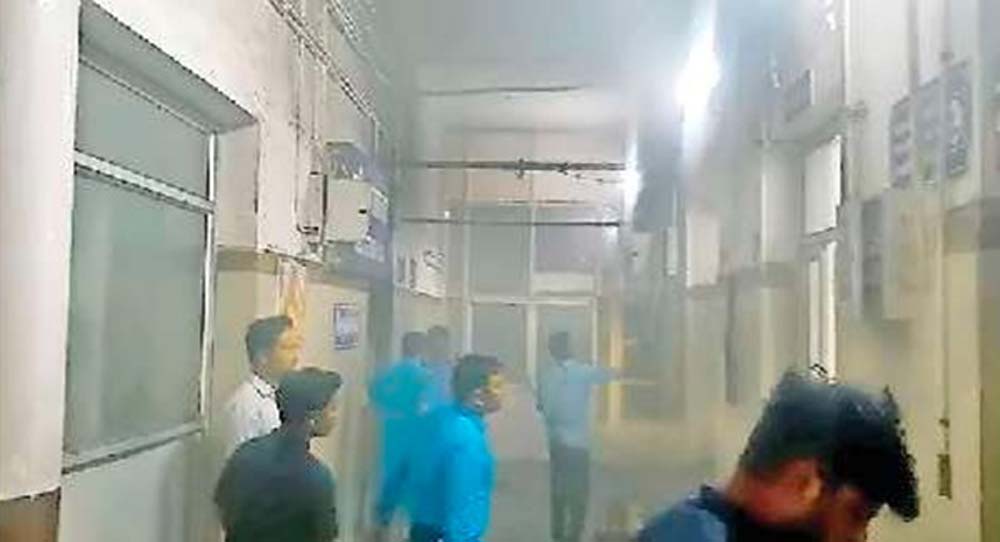 ग्वालियर शहर के कंपू स्थित कमलाराजा अस्पताल में देर रात