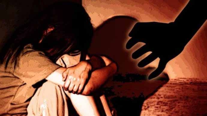 घर में घुसा युवक, मासूम के साथ किया दुष्कर्म 6 घर में घुसा युवक मासूम के साथ किया दुष्कर्म