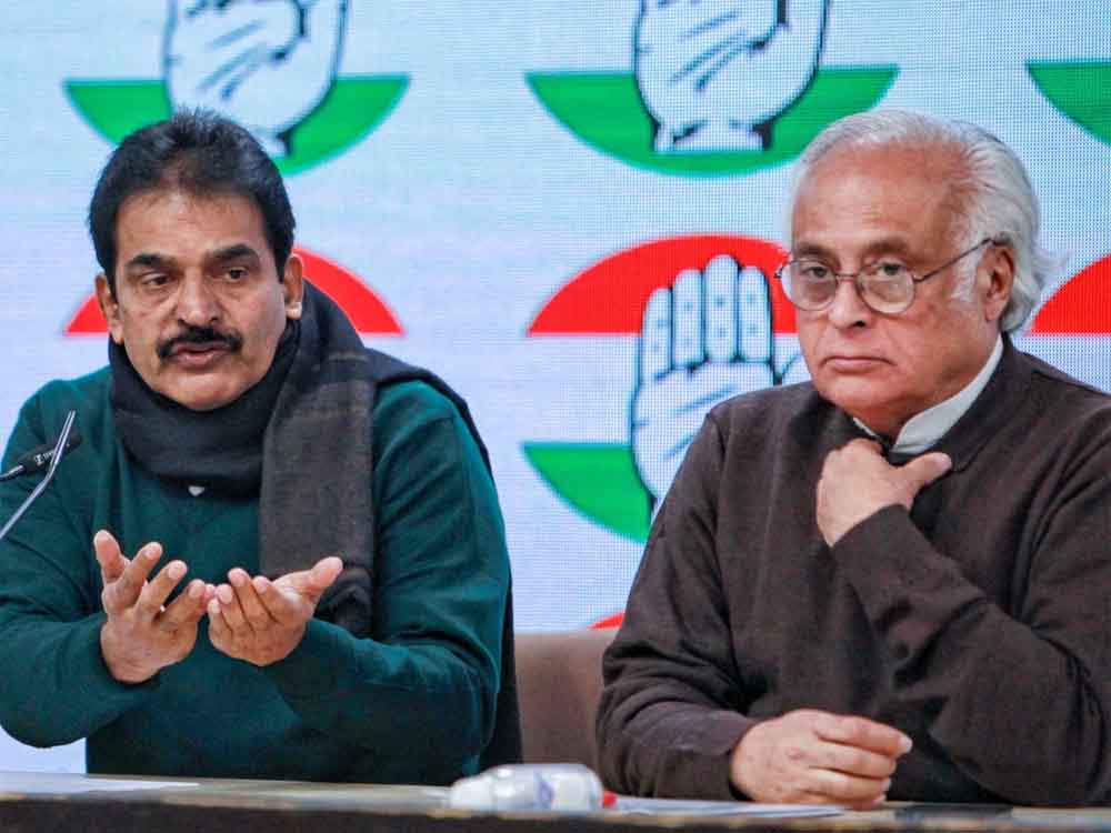 डोनाल्ड ट्रंप द्वारा टैरिफ के मामले में भारत पर दिए