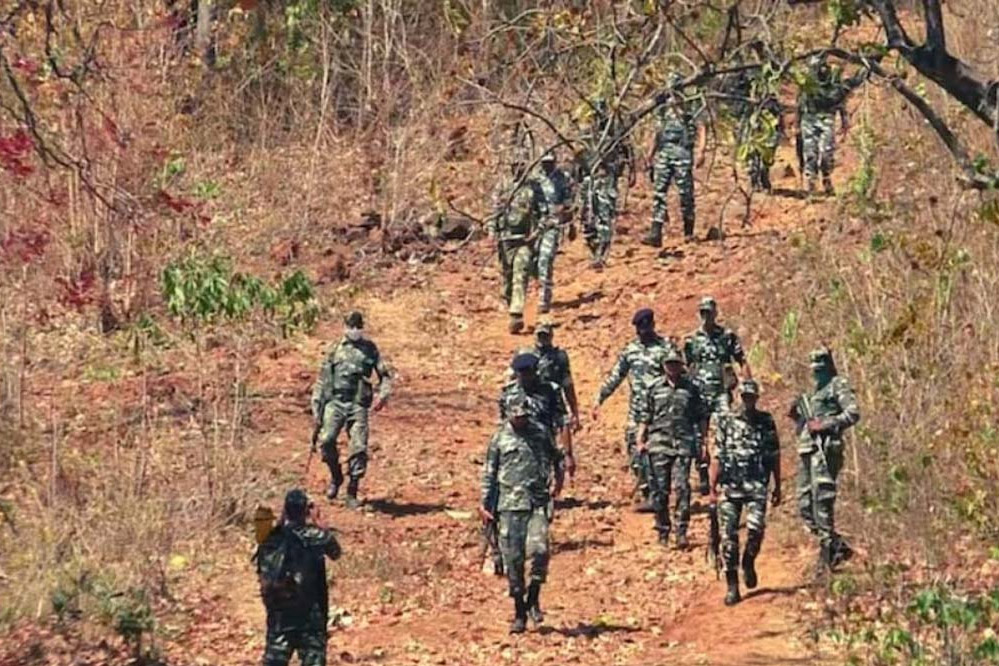 नक्सलियों के खिलाफ हुए ऑपरेशन में 30 नक्सली ढेर 6 नक्सलियों के खिलाफ हुए ऑपरेशन में 30 नक्सली ढेर