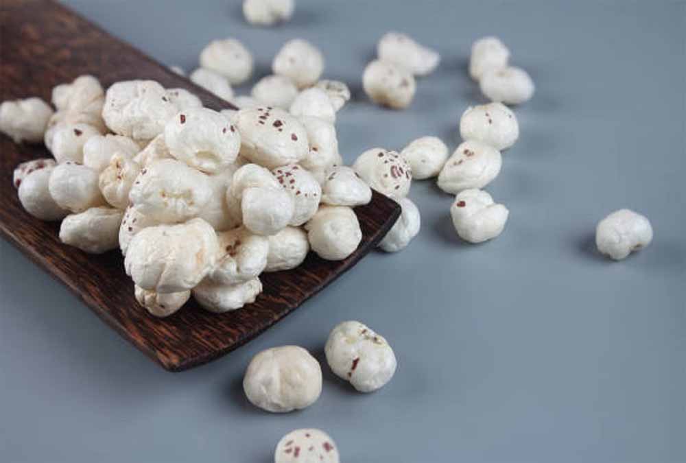 नवरात्र व्रत में मखाना खाने से शरीर में बनी रहेगी एनर्जी 6 नवरात्र व्रत में मखाना खाने से शरीर में बनी रहेगी