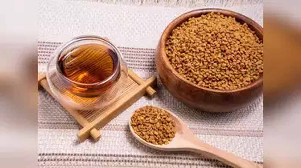 बालों के लिए मेथी का पानी किसी वरदान से कम नहीं 6 बालों के लिए मेथी का पानी किसी वरदान से कम