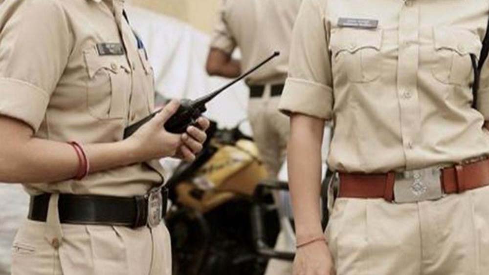 बेटे ने पहले अपने पिता की हत्या कर दी और