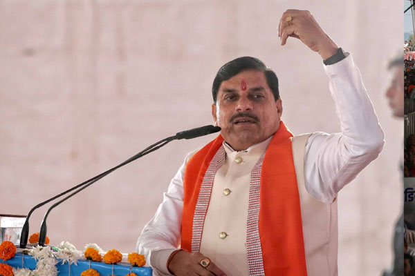 मुख्यमंत्री यादव का कर्नाटक सरकार पर हमला, कहा- 'अल्पसंख्यक ठेकेदारों को आरक्षण कांग्रेस के... 6 मुख्यमंत्री यादव का कर्नाटक सरकार पर हमला कहा अल्पसंख्यक ठेकेदारों