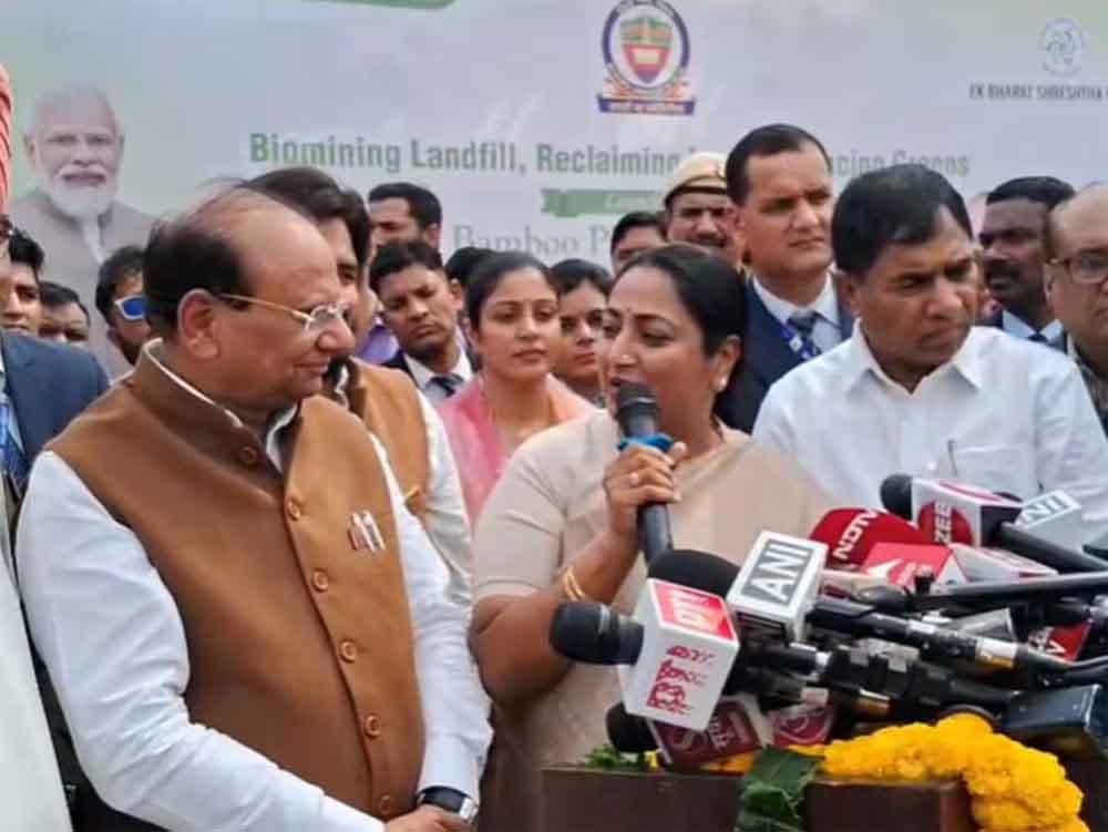 मुख्यमंत्री रेखा गुप्ता ने कहा एलजी वीके सक्सेना ने आम