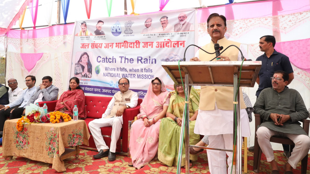 रीवा को विकसित बनाते हुए जल समृद्ध बनाना है