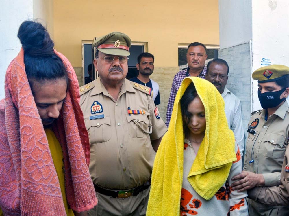 सौरभ राजपूत मर्डर केस ने सभी को झकझोर दिया, रोजाना हो रहे नए-नए खुलासे, दो-दो चाकू खरीदकर लाई थी मुस्कान 6 सौरभ राजपूत मर्डर केस ने सभी को झकझोर दिया रोजाना