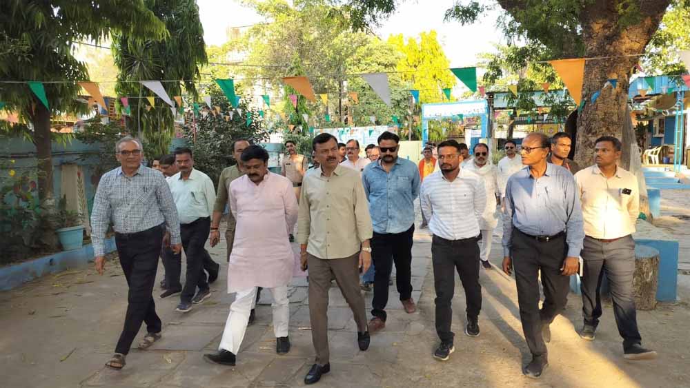 स्कूल शिक्षा मंत्री सिंह ने शासकीय कन्या शाला गाडरवारा का किया निरीक्षण 6 स्कूल शिक्षा मंत्री सिंह ने शासकीय कन्या शाला गाडरवारा का