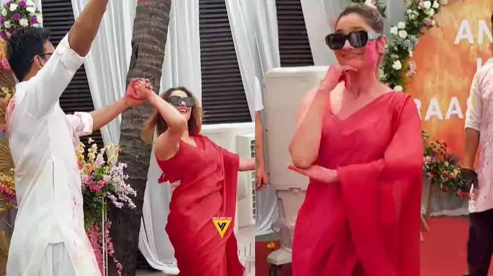 होली पर बिना रुके अंकिता लोखंडे और विक्की जैन ने किया डांस 6 होली पर बिना रुके अंकिता लोखंडे और विक्की जैन ने