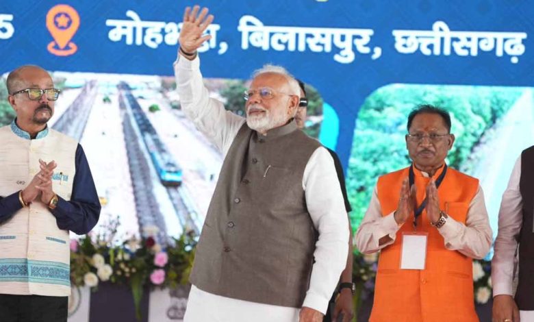 2 लाख घरों तक सीधी गैस पाइप लाइन से पहुंचेगी गैस : पीएम मोदी 1 2 लाख घरों तक सीधी गैस पाइप लाइन से पहुंचेगी
