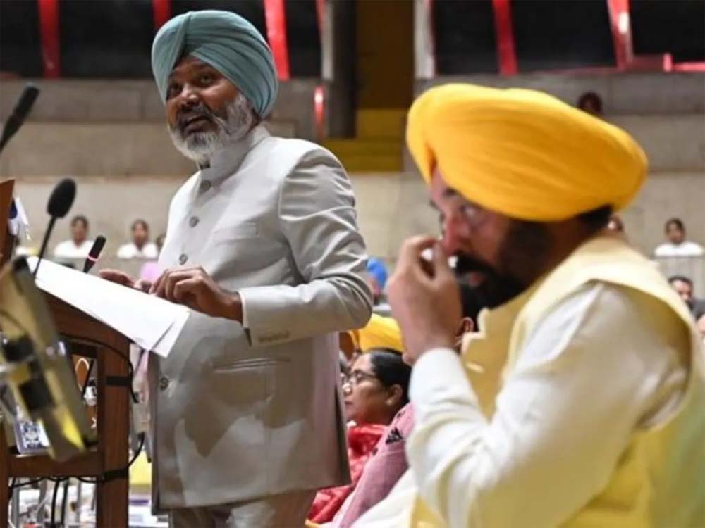 AAP सरकार के बजट में पंजाब की महिलाओं को फिर