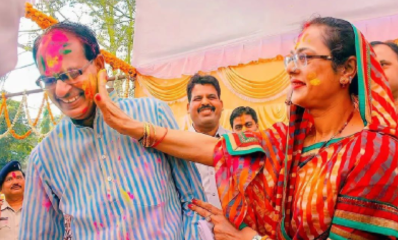 Shivraj Singh चौहान के बर्थडे पर पत्नी साधना ने लुटाया प्यार, कैप्शन में लिखा, ‘कार्तिकेय- कुणाल के पापा…’ 1 Screenshot 20250306 121325.Chrome28129