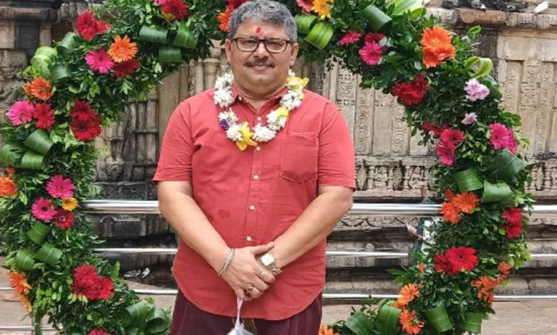 इंदौर में ड्यूटी पर तैनात टीआई की मौत, सीने में उठा दर्द, अस्पताल पहुंचने से पहले दम तोड़ा 1 इंदौर में ड्यूटी पर तैनात टीआई की मौत सीने में