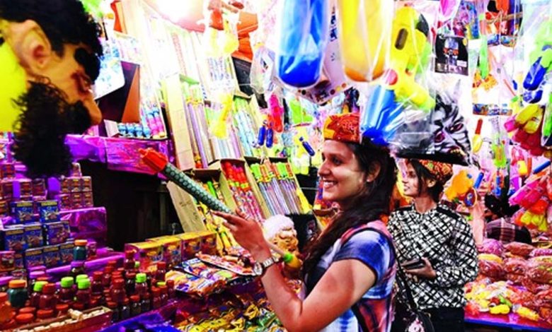 इस वर्ष की होली में देश में 60 हजार करोड़ रुपये का कारोबार होने की संभावना: कैट 1 इस वर्ष की होली में देश में 60 हजार करोड़