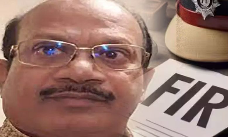 उज्जैन में महिला सब इंजीनियर को अश्लील मैसेज भेजने वाले कार्यपालन यंत्री पर FIR, आरोपी फरार 1 उज्जैन में महिला सब इंजीनियर को अश्लील मैसेज भेजने वाले